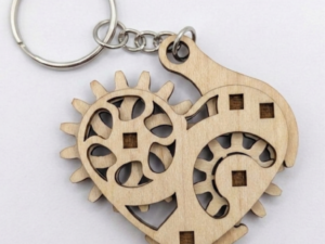 porte clefs cœur ''engrenage''