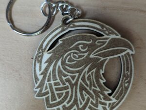 Porte-clés Bois – Corbeau Celtique Morrigan